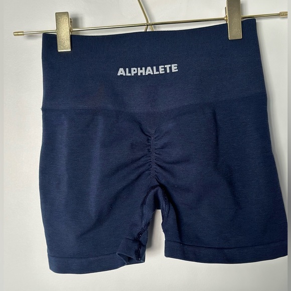 Alphalete Pants - Alphalete Amplify Shorts - Tuxedo Blue